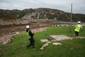 this did not launch to well.  It travelled horizontal.  My legs up to my shorts were drenched in diet coke.