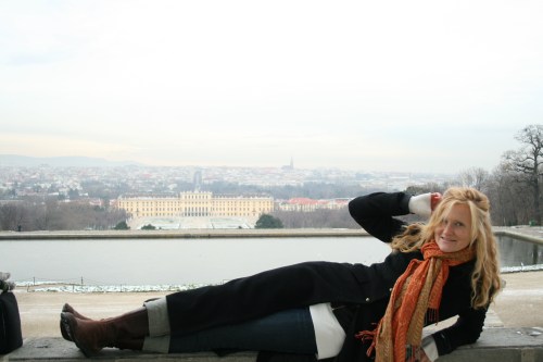 vienna08-73 Mrs. Turkadactyl practicing for a model career.